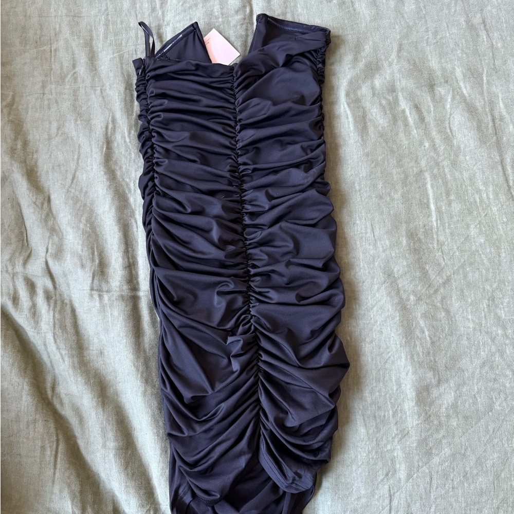 Superdown Black Ruched Dress - Picture 2 of 4